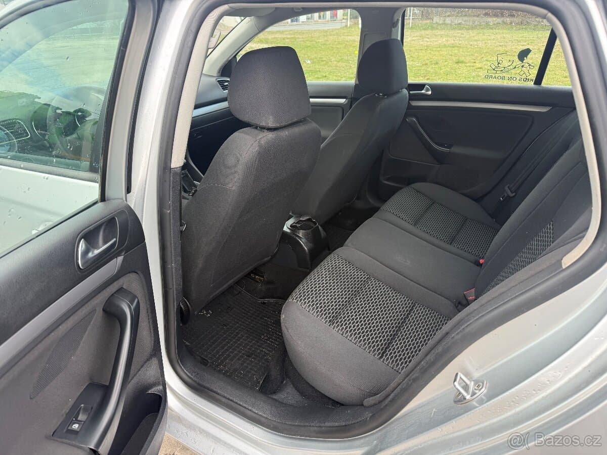 2010 Volkswagen GOLF - 8