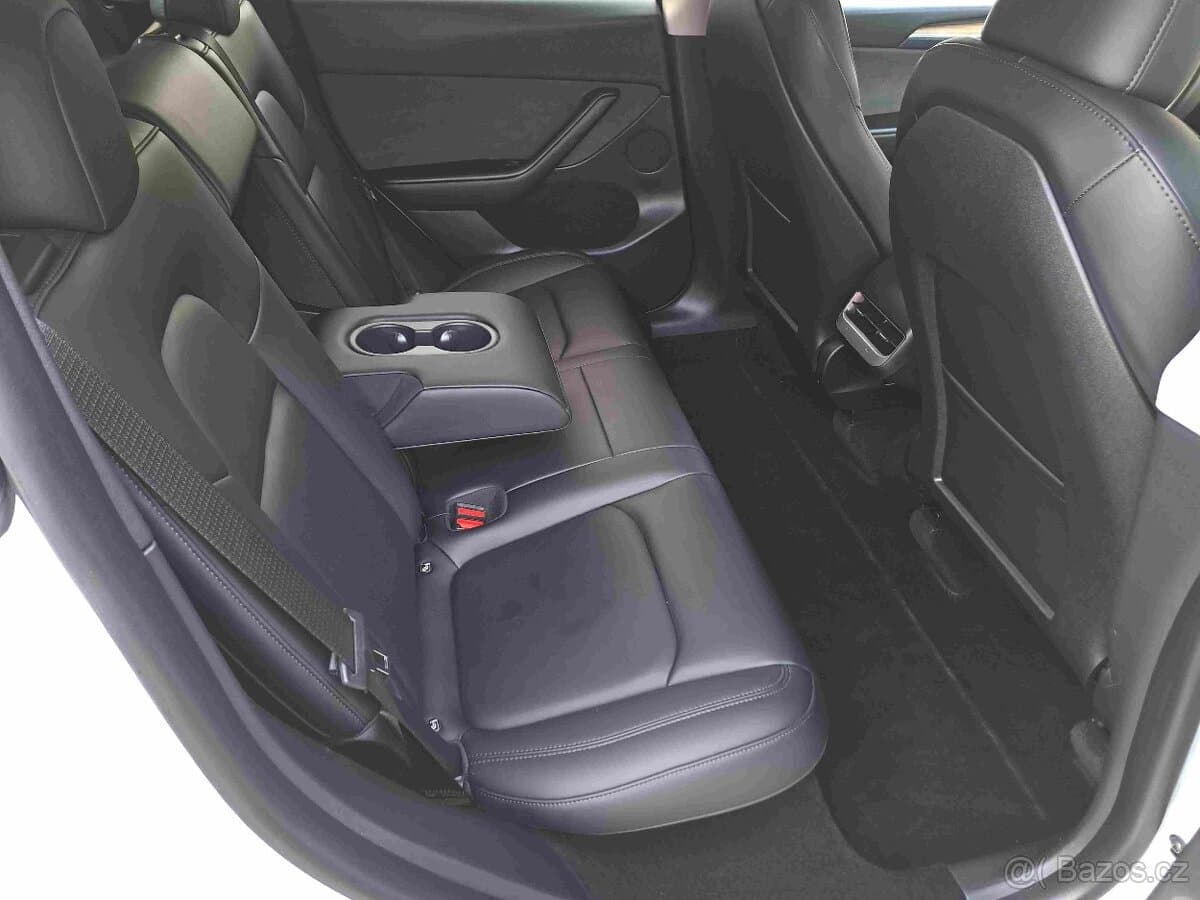 2023 Tesla MODEL Y - 8