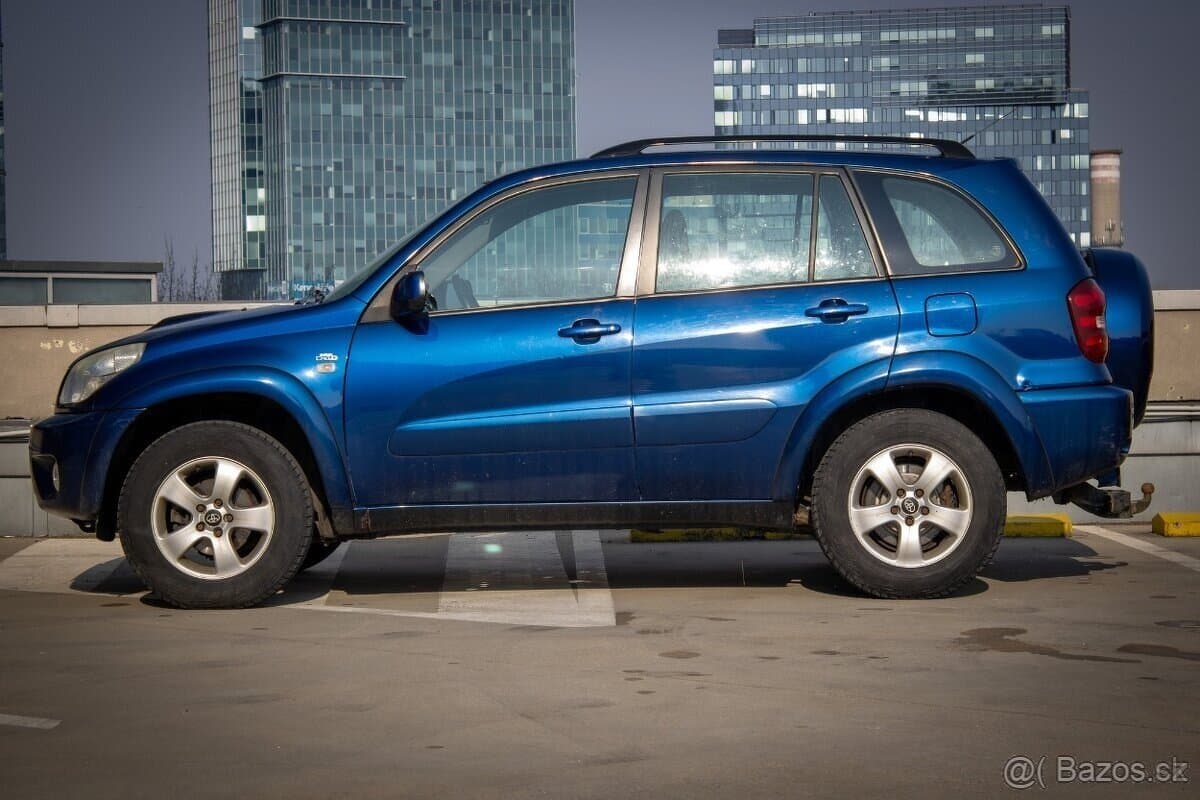 2005 Toyota RAV4 - 8