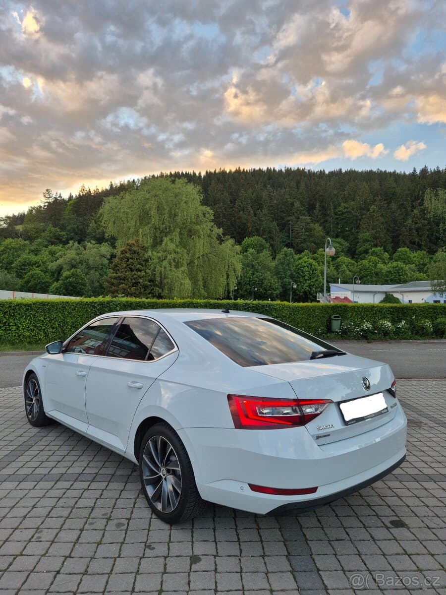 Škoda SUPERB - 8