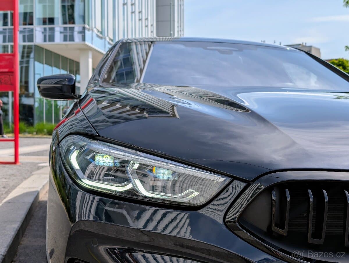 2022 Alpina B8 - 8