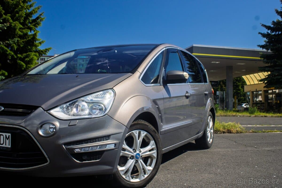 2013 Ford S-MAX - 8