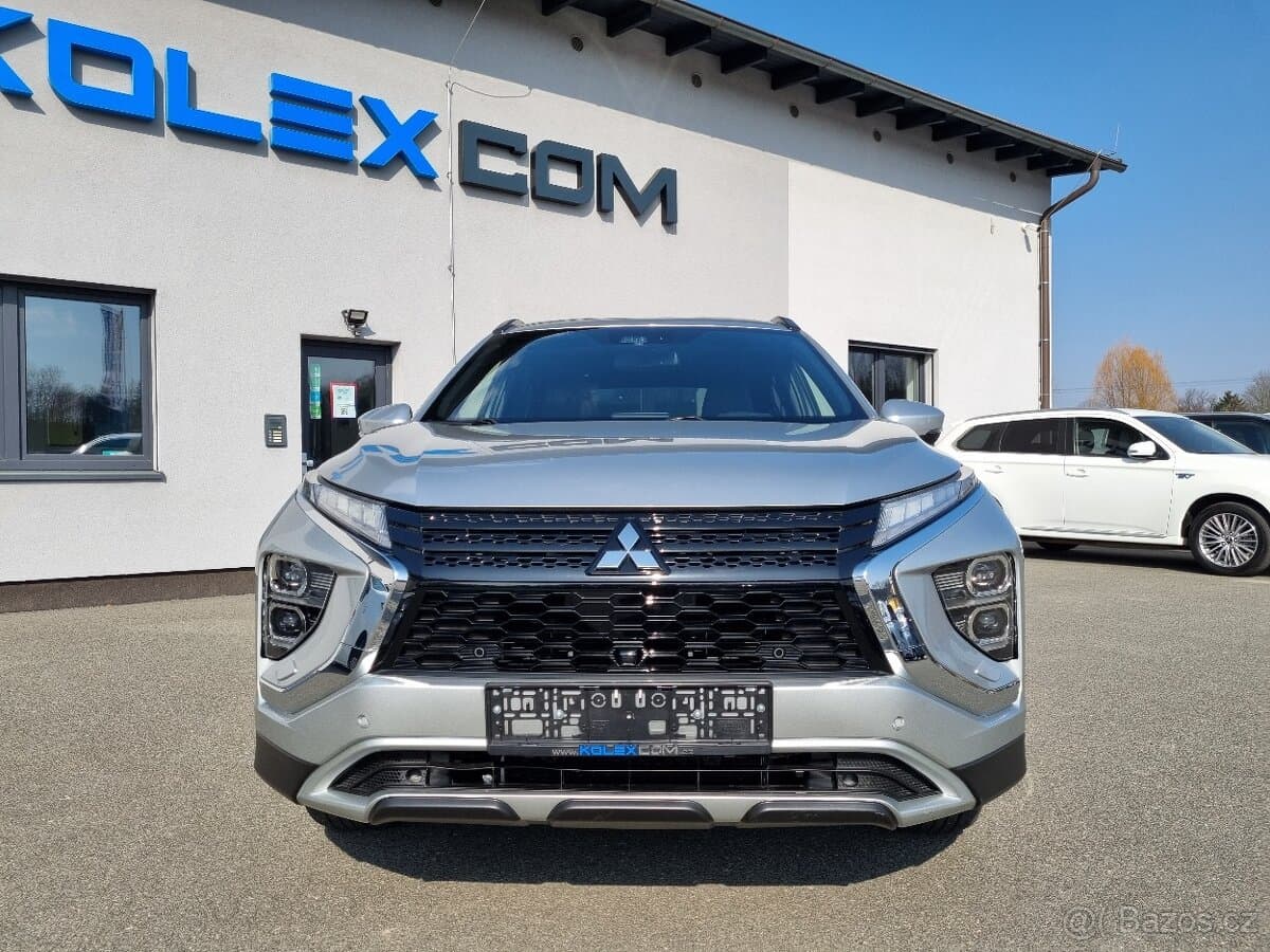 2022 Mitsubishi OSTATNÍ - 8