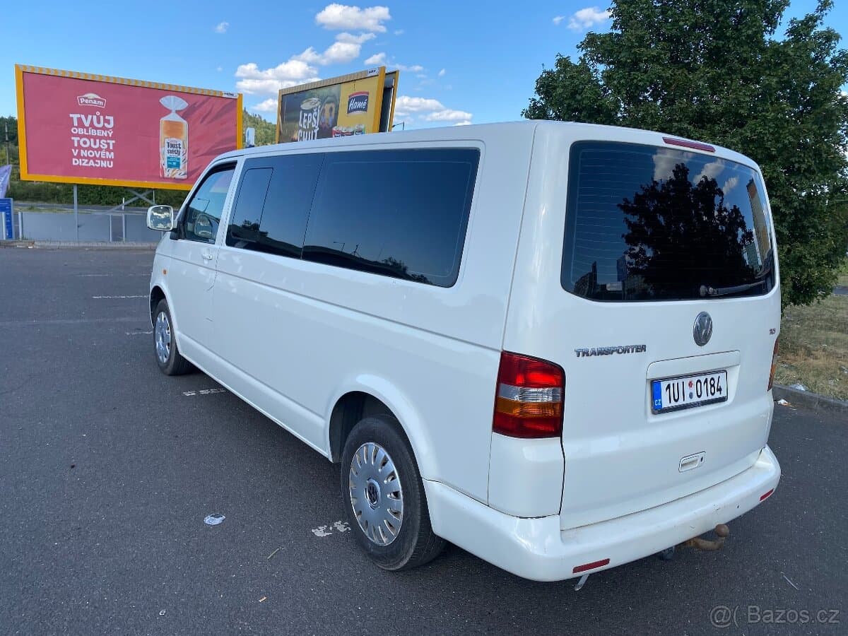 2004 Volkswagen CARAVELLE - 8