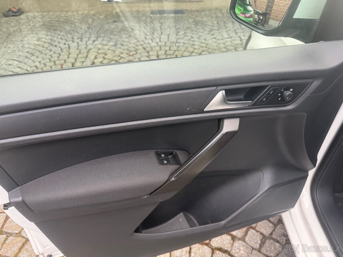2020 Volkswagen CADDY - 8
