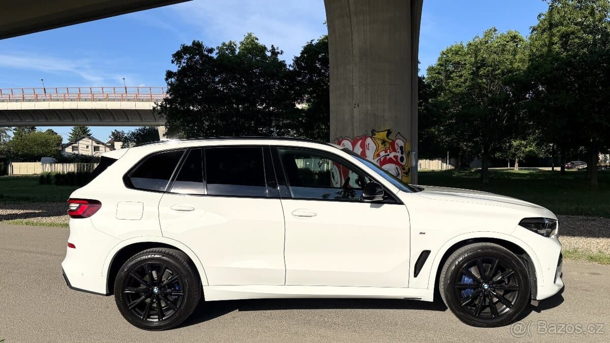 2023 BMW X5 - 8