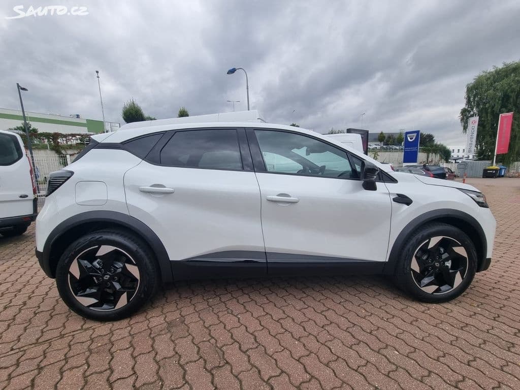 2025 Renault CAPTUR - 8