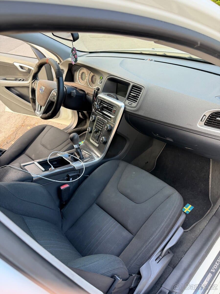 2013 Volvo V60 - 8