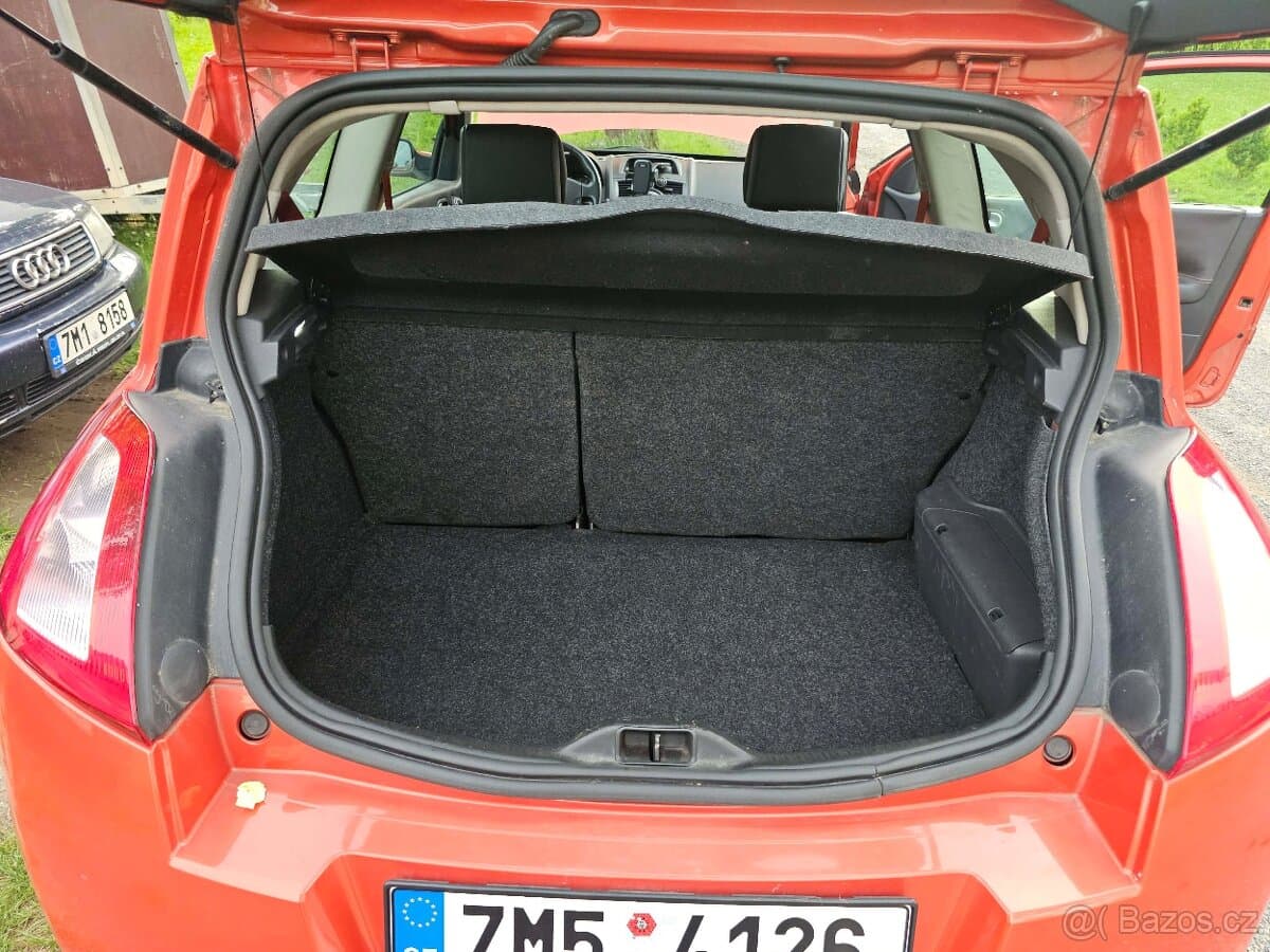 Renault MEGANE - 8