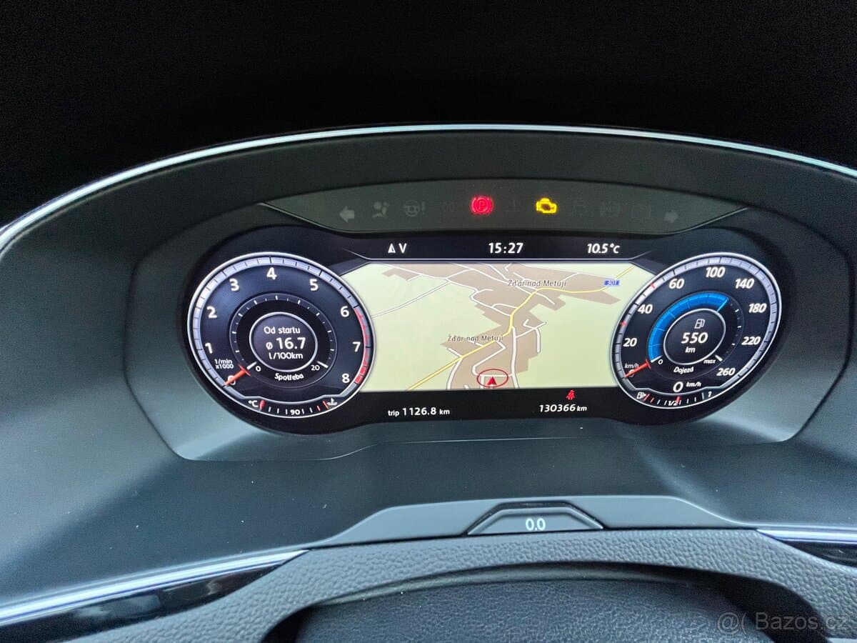 2016 Volkswagen PASSAT - 8