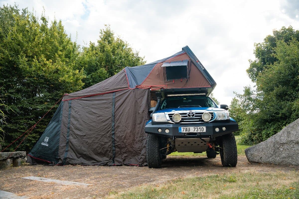 Toyota HILUX - 8