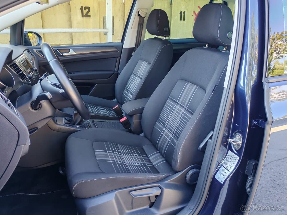 2016 Volkswagen GOLF - 8