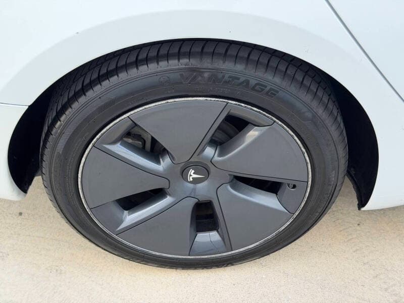2022 Tesla MODEL 3 - 8