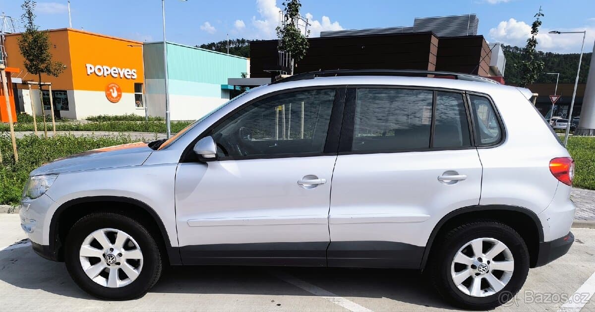 2009 Volkswagen TIGUAN - 8