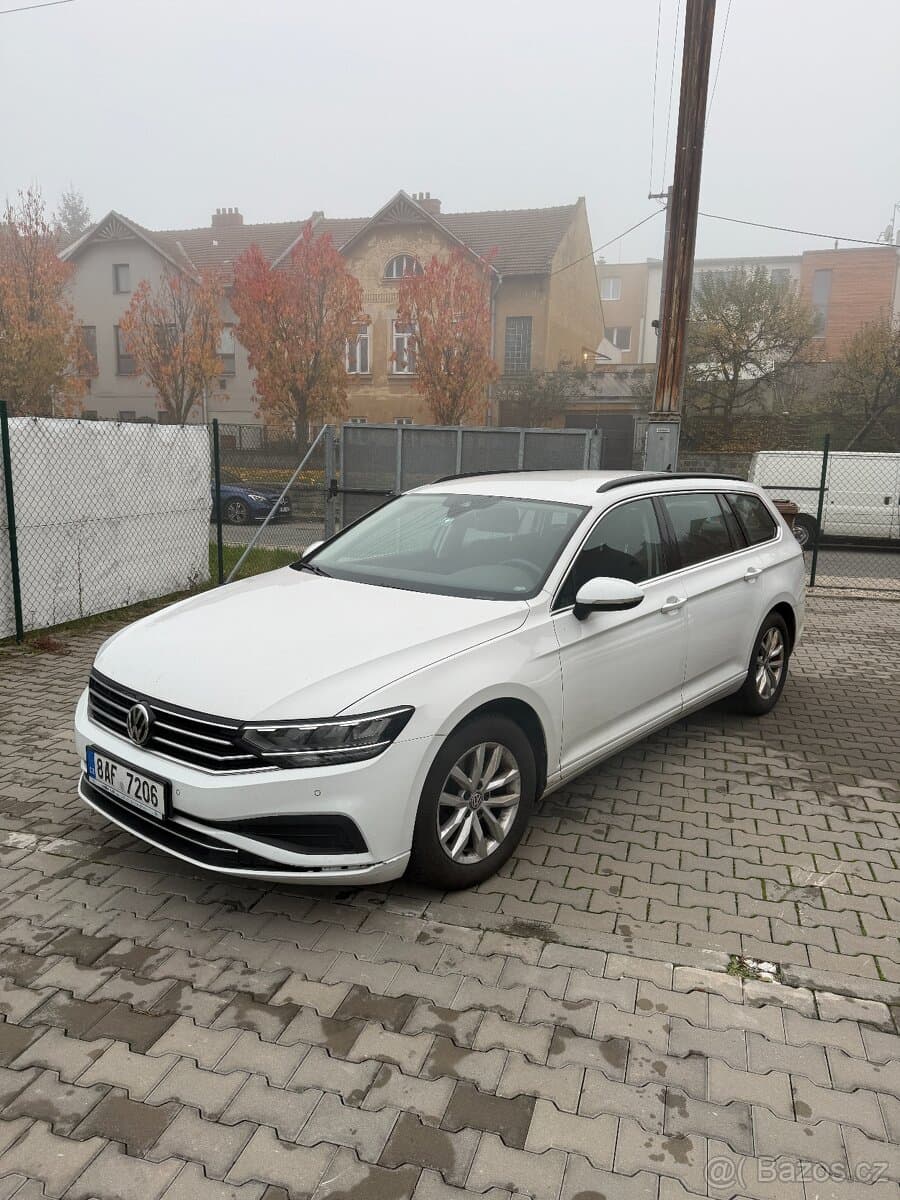 2020 Volkswagen PASSAT - 8