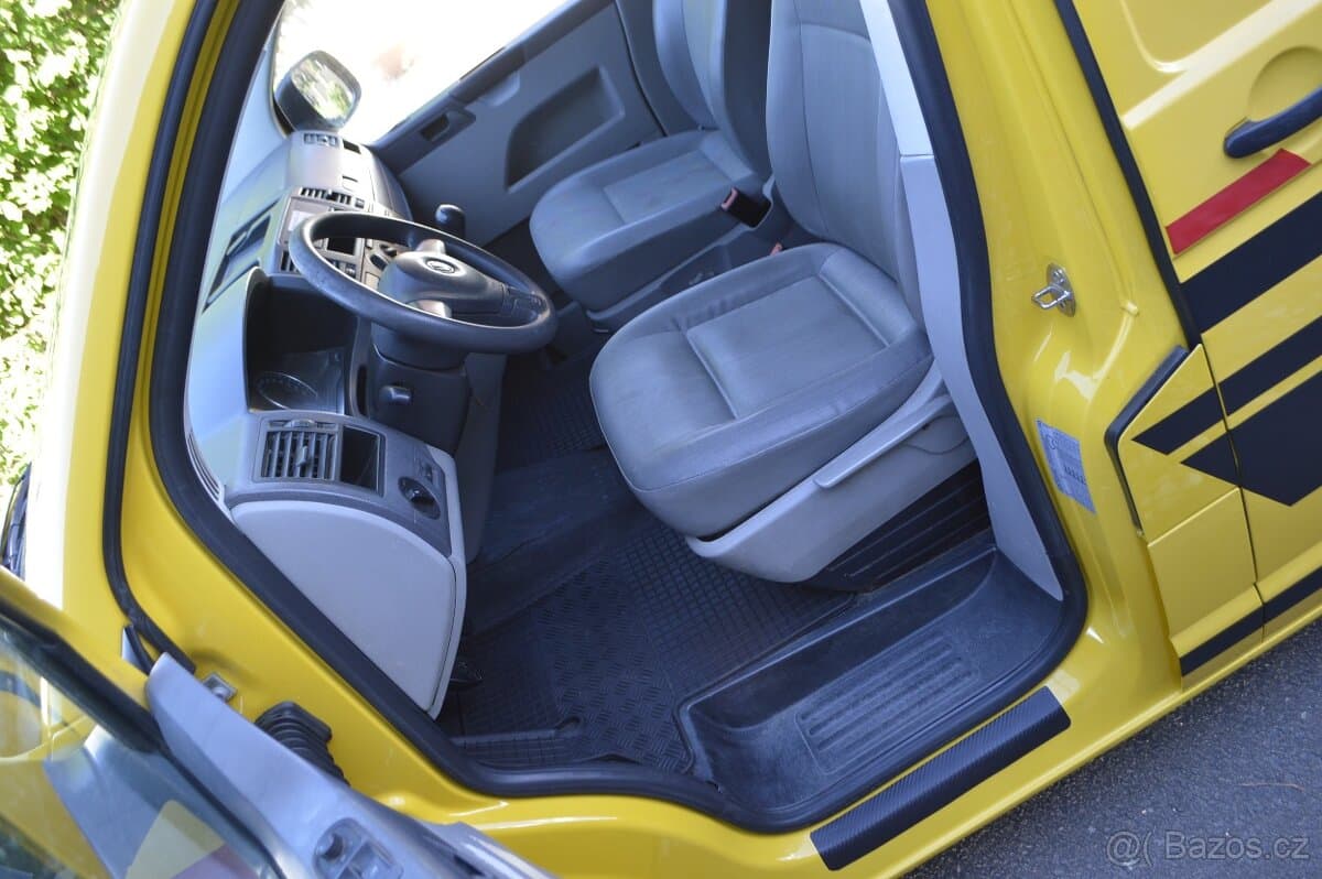 2011 Volkswagen TRANSPORTER - 8