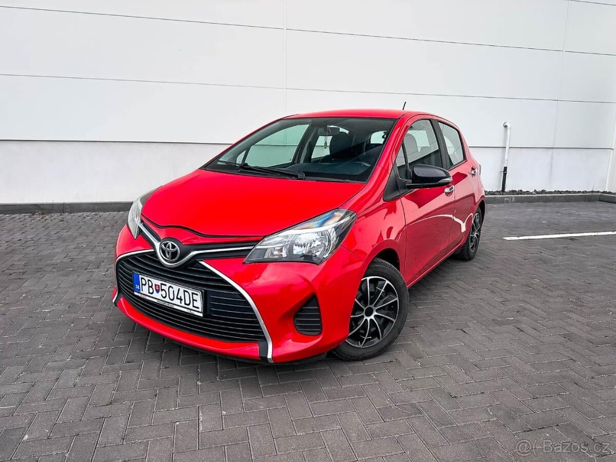 2015 Toyota YARIS - 8