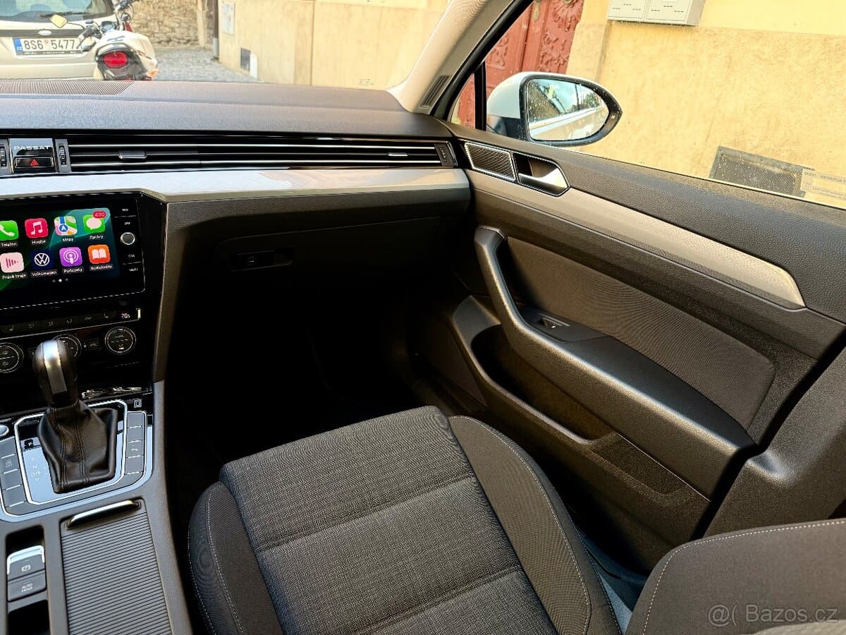 2020 Volkswagen PASSAT - 8
