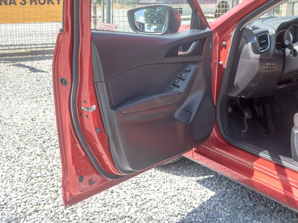 2015 Mazda 3 - 8