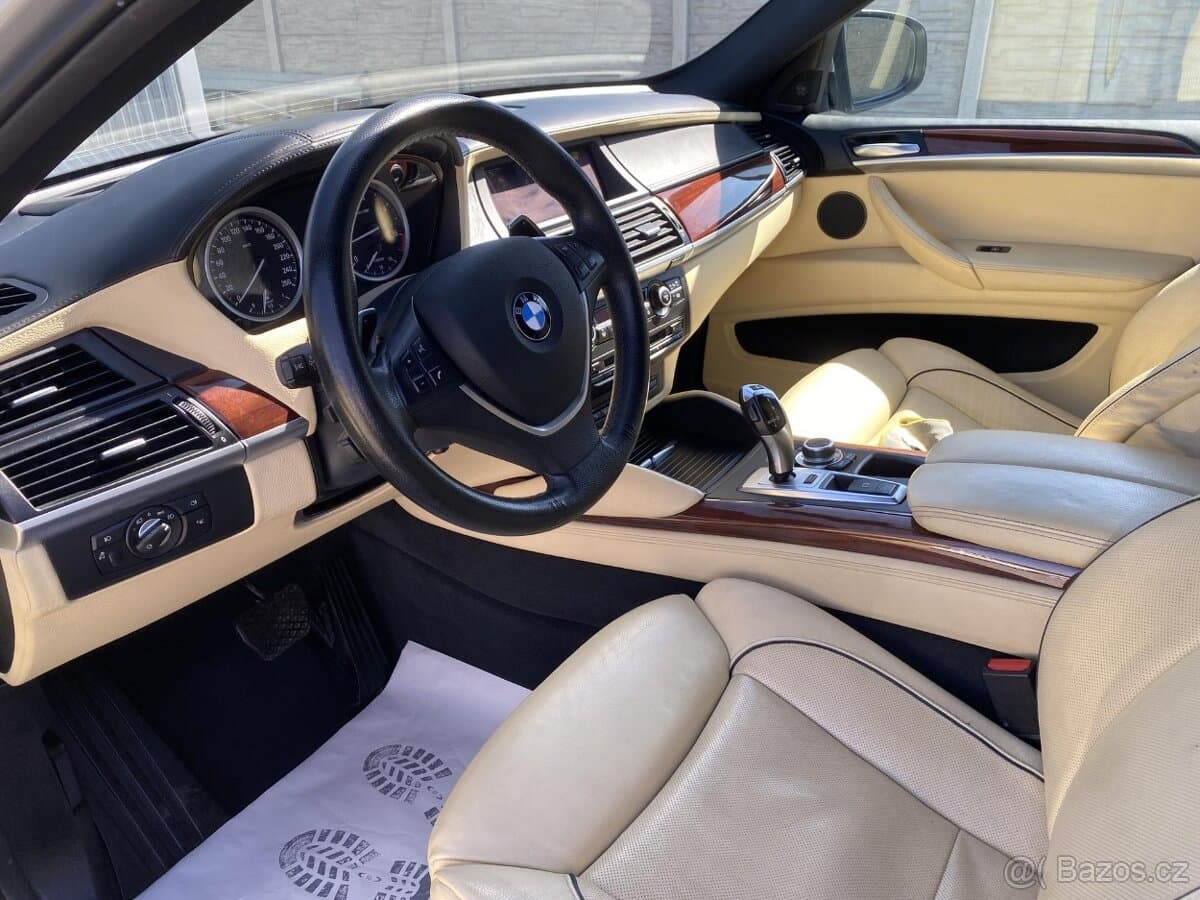 2011 BMW X6 - 8