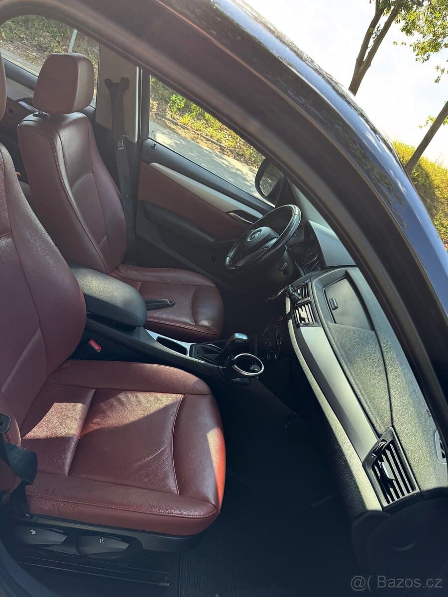 BMW X1 - 8