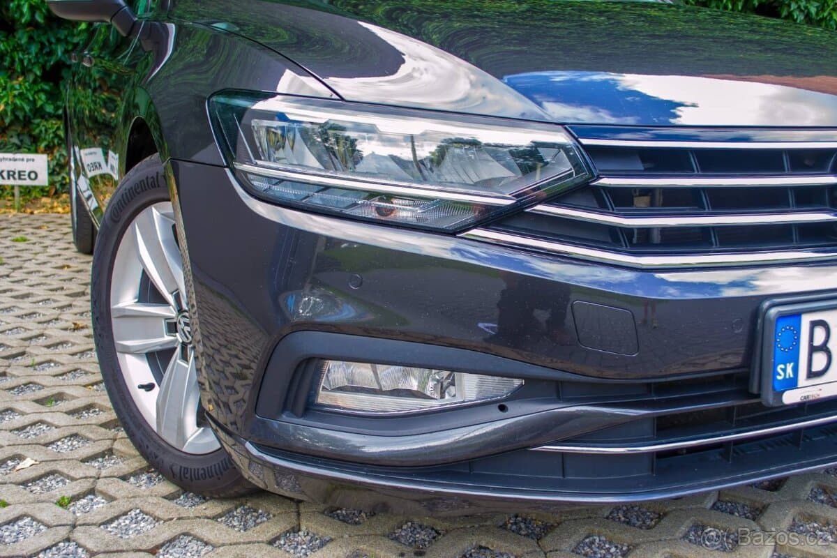 2020 Volkswagen PASSAT - 8