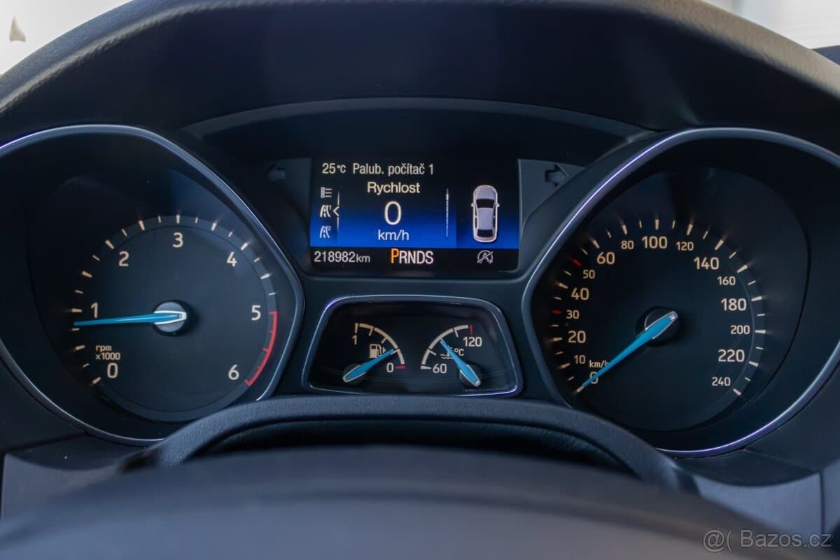2015 Ford FOCUS - 8