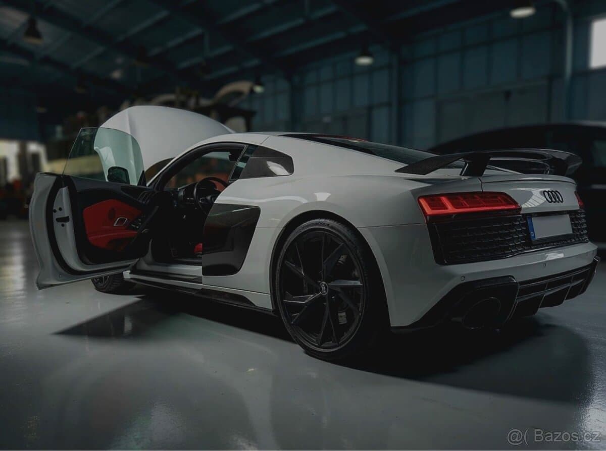 2020 Audi R8 - 8