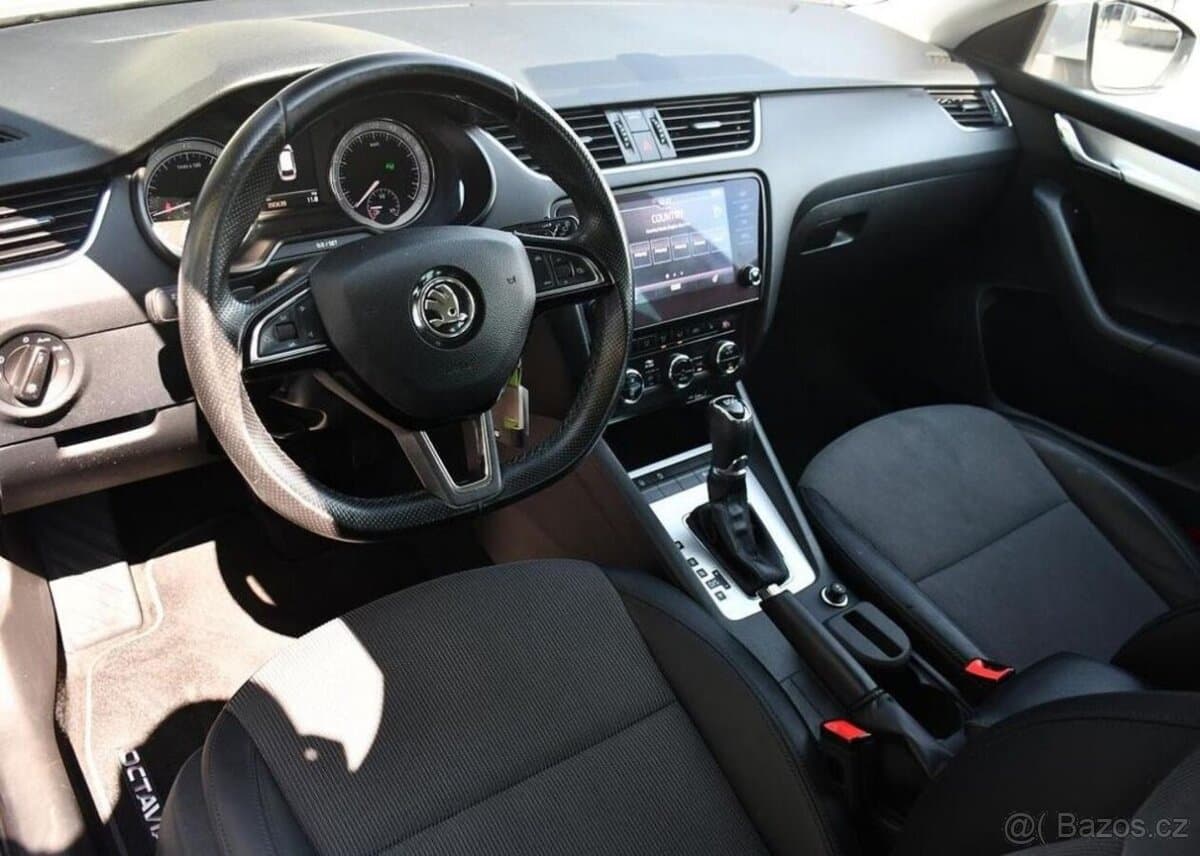 2020 Škoda OCTAVIA - 8