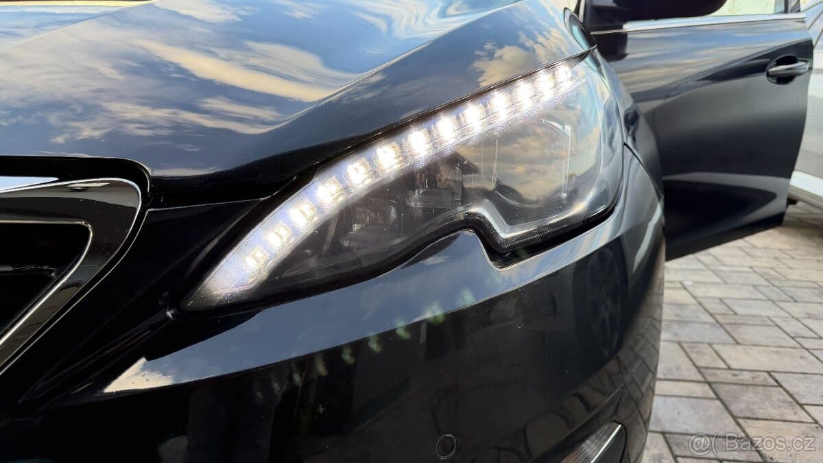 2016 Peugeot 308 - 8