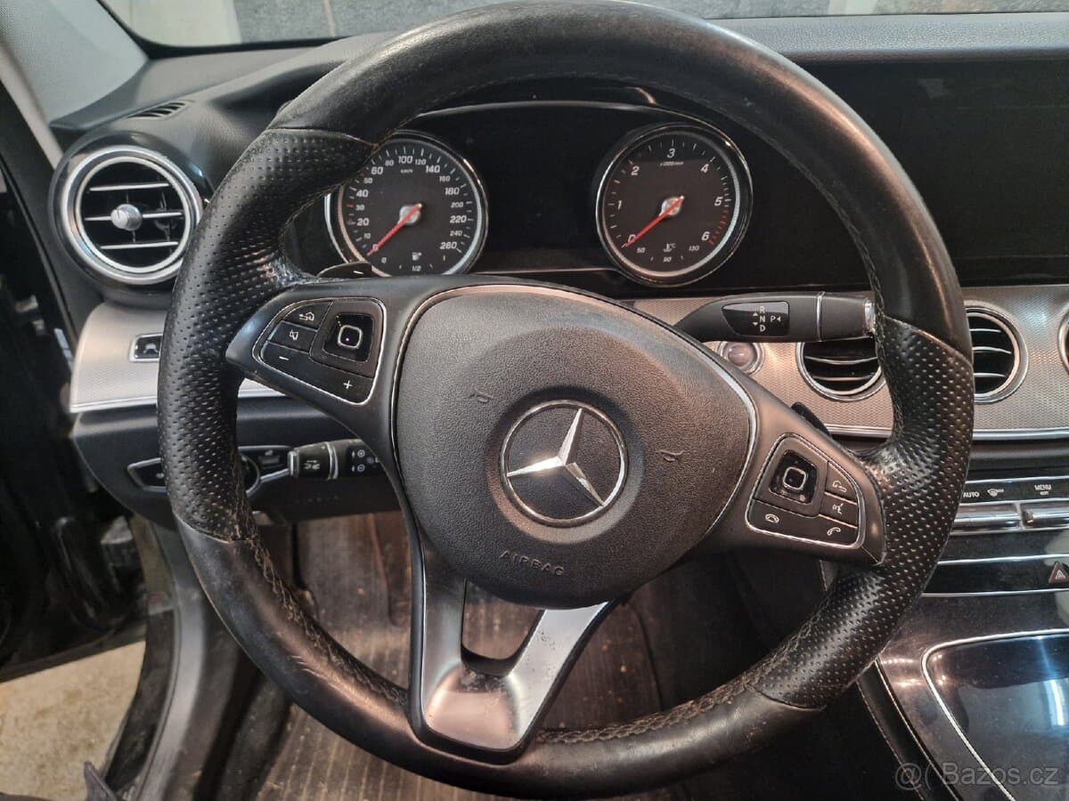 2017 Mercedes-Benz OSTATNÍ - 8