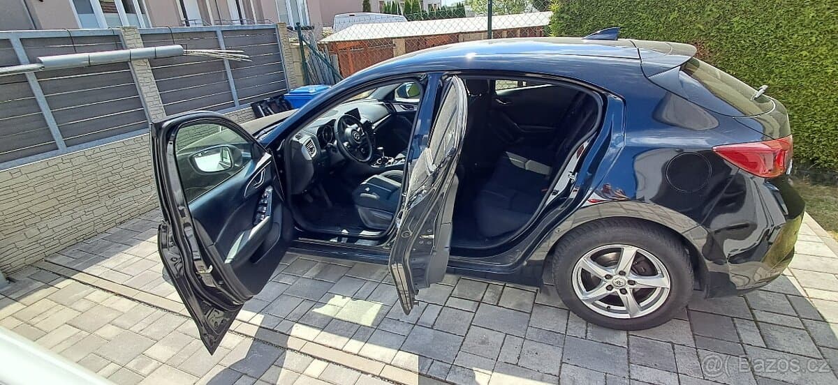 2018 Mazda 3 - 8