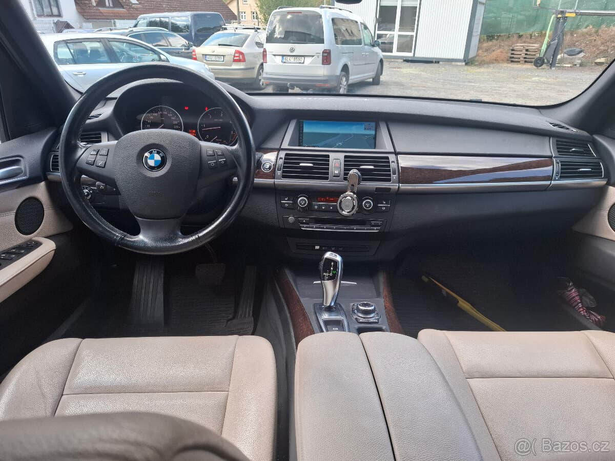 2012 BMW X5 - 8