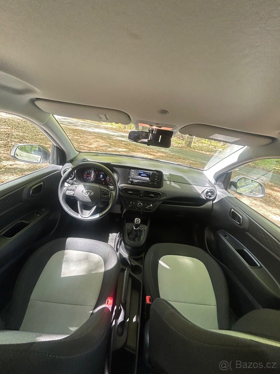 2023 Hyundai i10 - 8