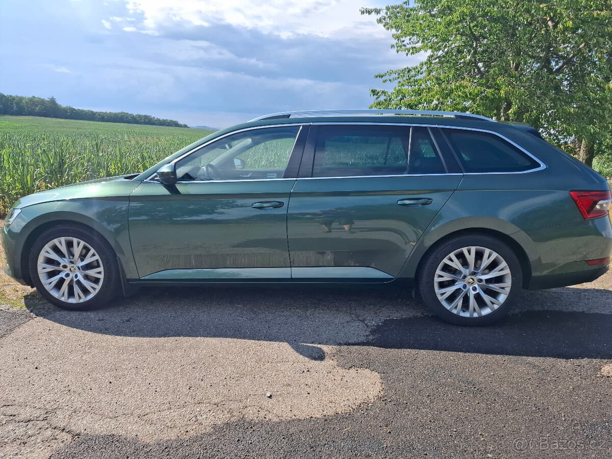 2020 Škoda SUPERB - 8