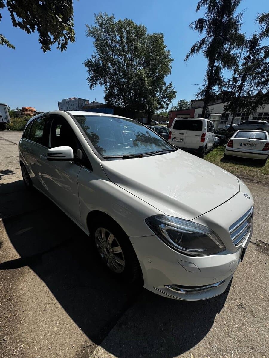2012 Mercedes-Benz OSTATNÍ - 8