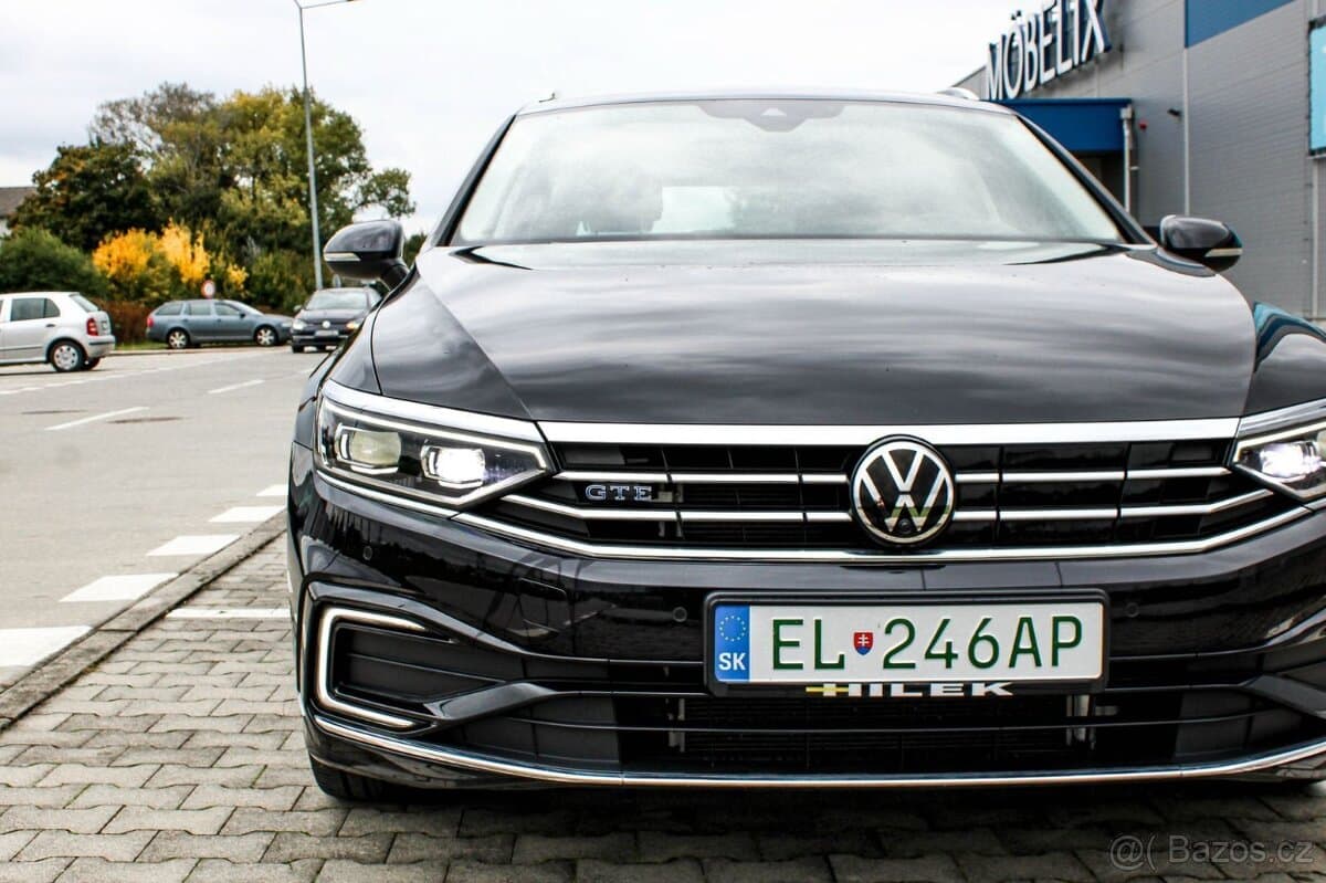 2023 Volkswagen PASSAT - 8