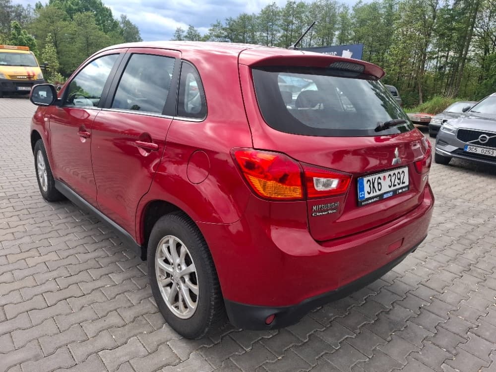 2015 Mitsubishi ASX - 8