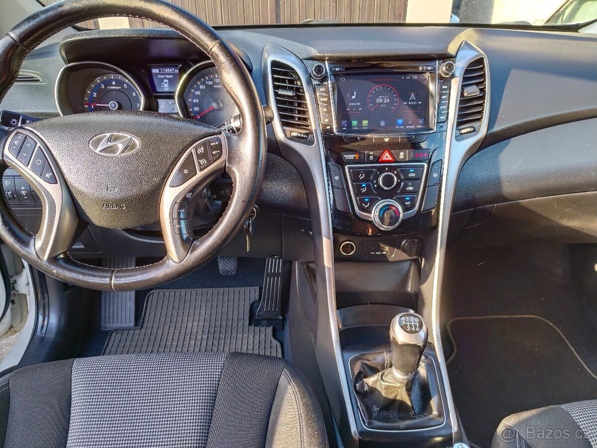 2012 Hyundai i30 - 8