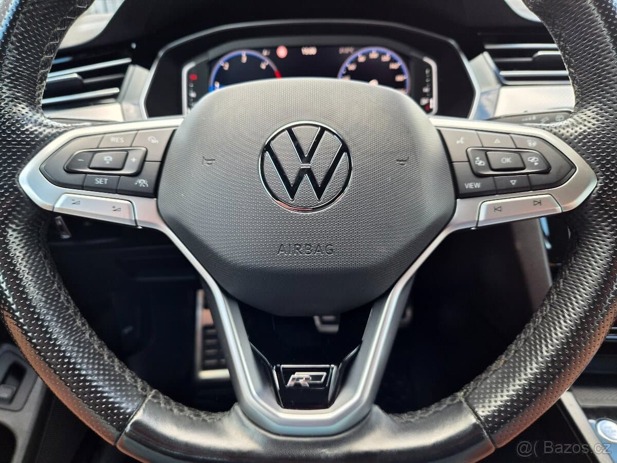 2020 Volkswagen PASSAT - 8