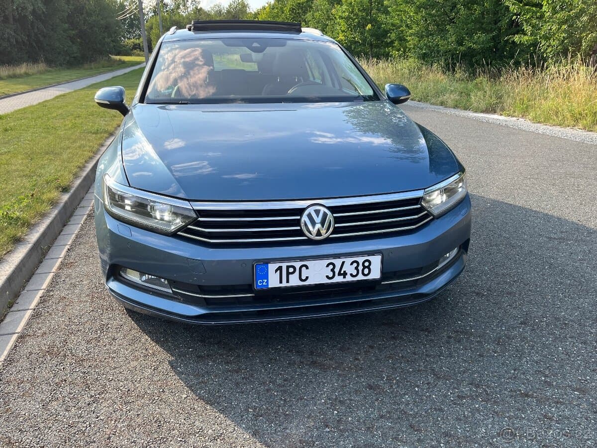 Volkswagen PASSAT - 8