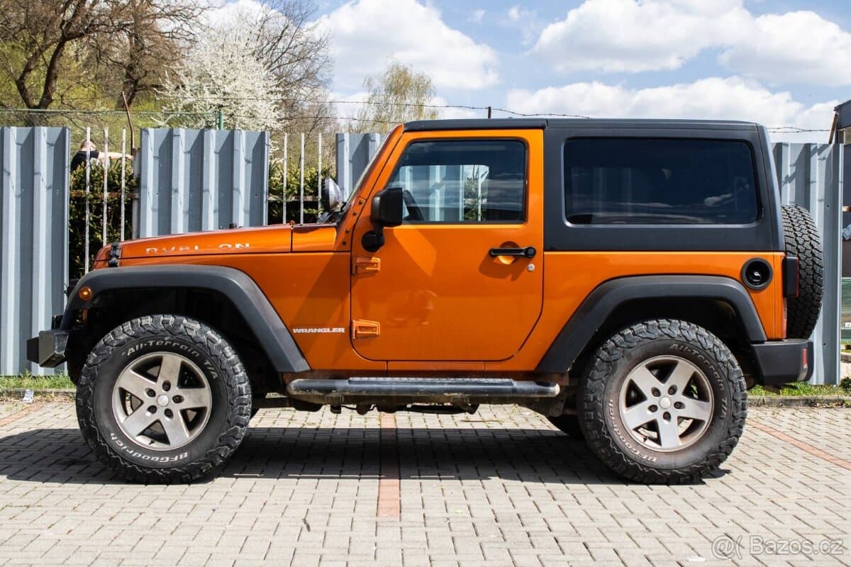 2011 Jeep WRANGLER - 8