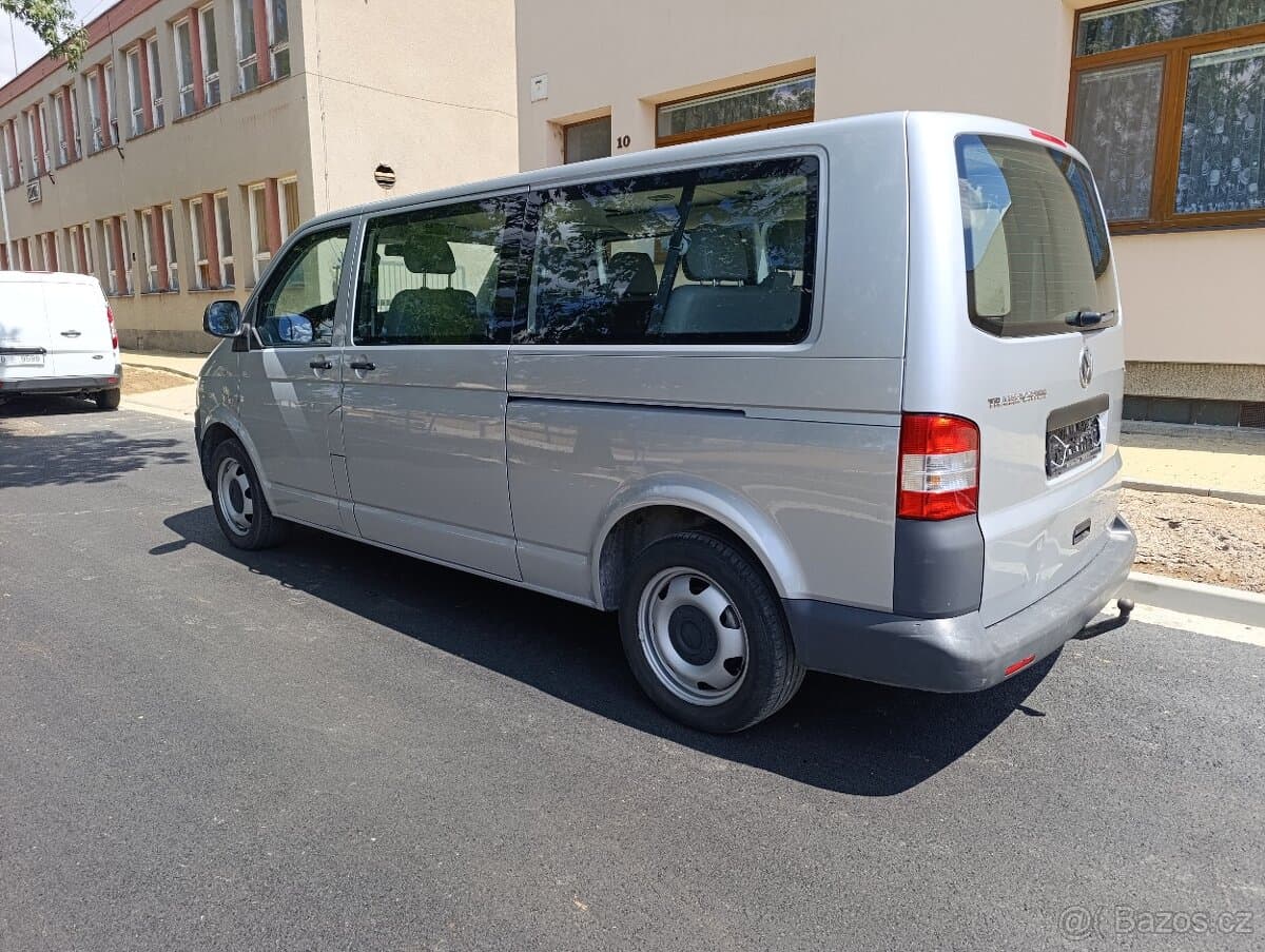 2010 Volkswagen TRANSPORTER - 8