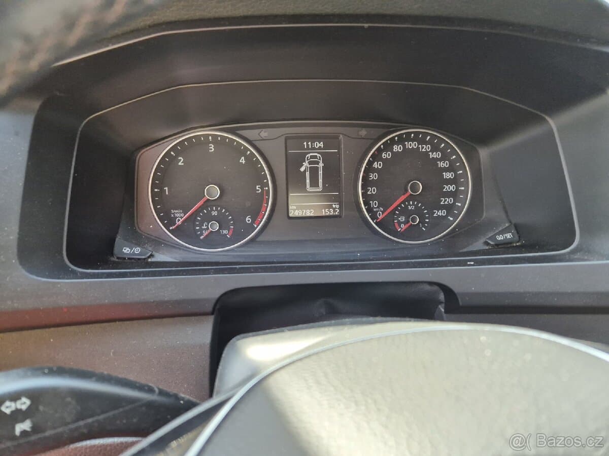 2017 Volkswagen MULTIVAN - 8
