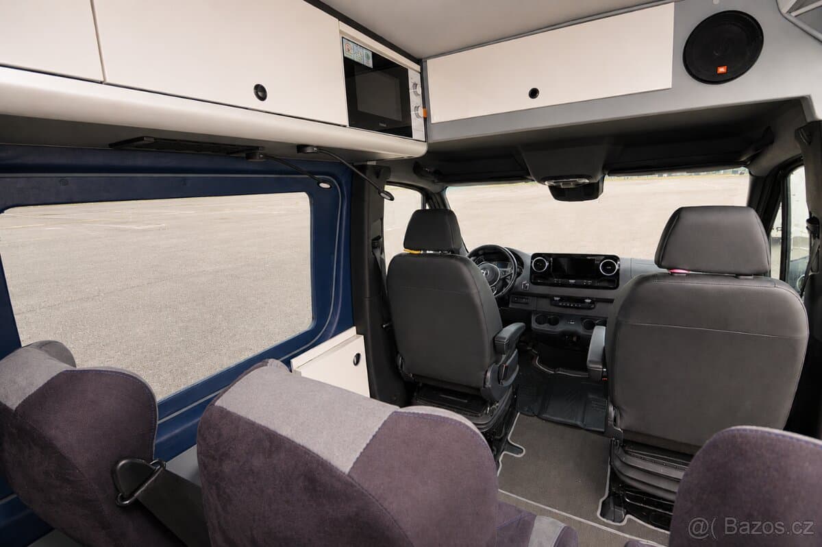 Mercedes-Benz SPRINTER - 8
