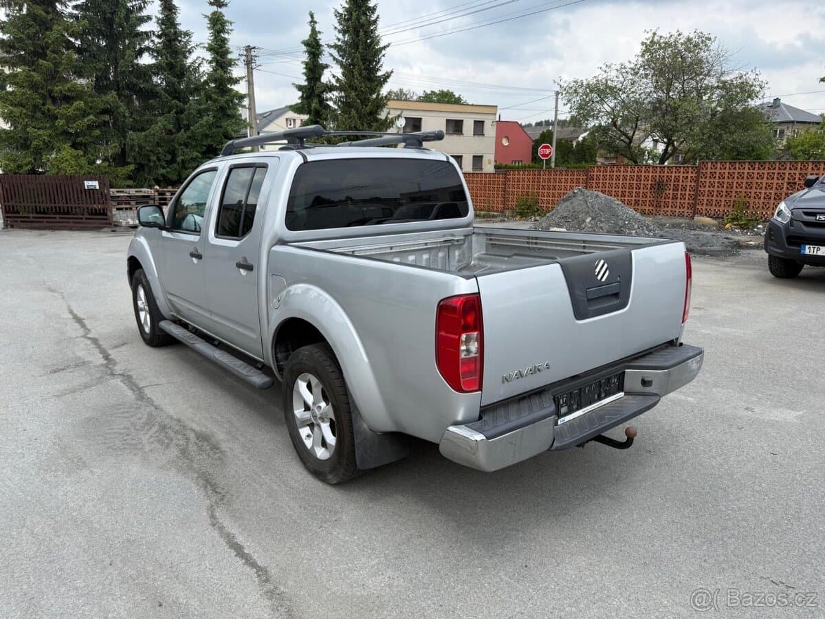 2009 Nissan NAVARA - 8