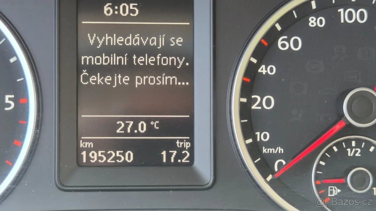 2012 Volkswagen TIGUAN - 8