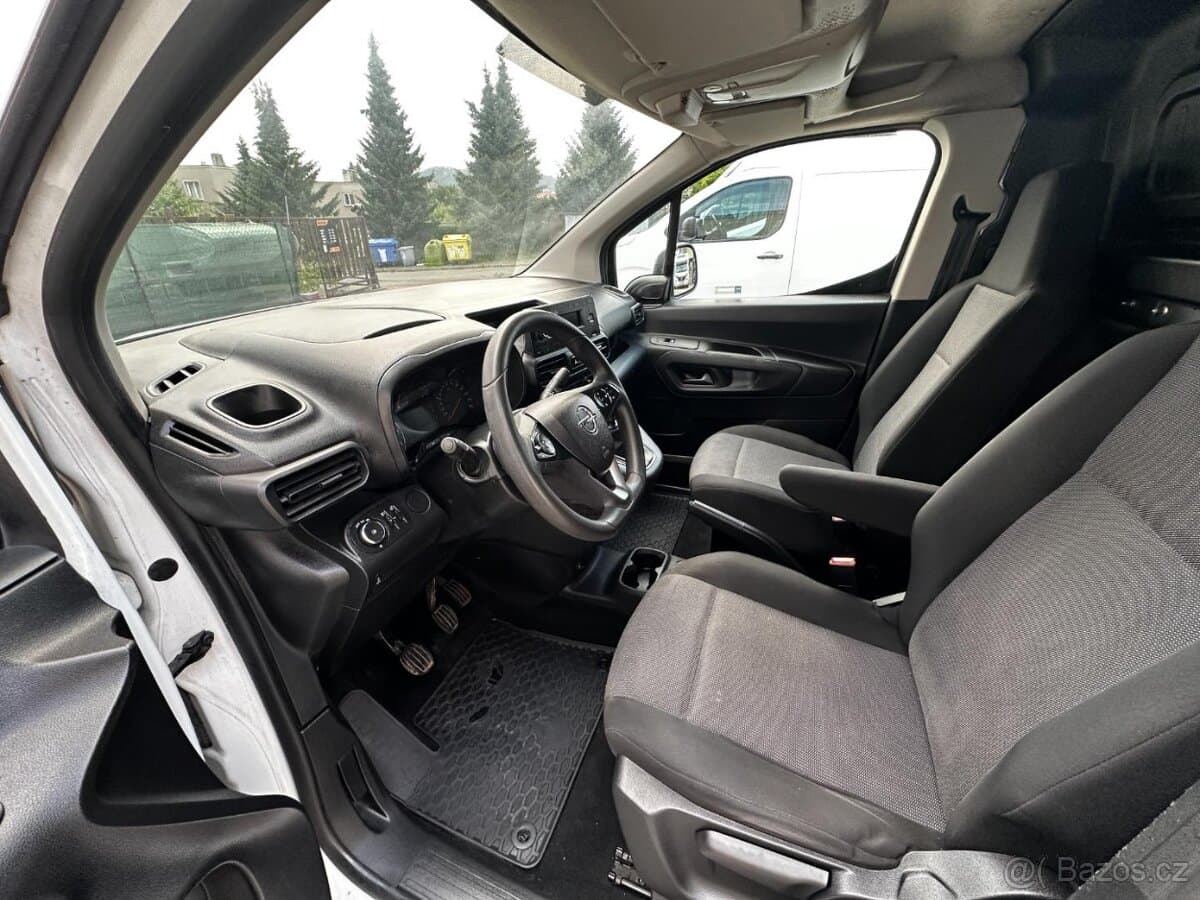 2022 Opel COMBO - 8