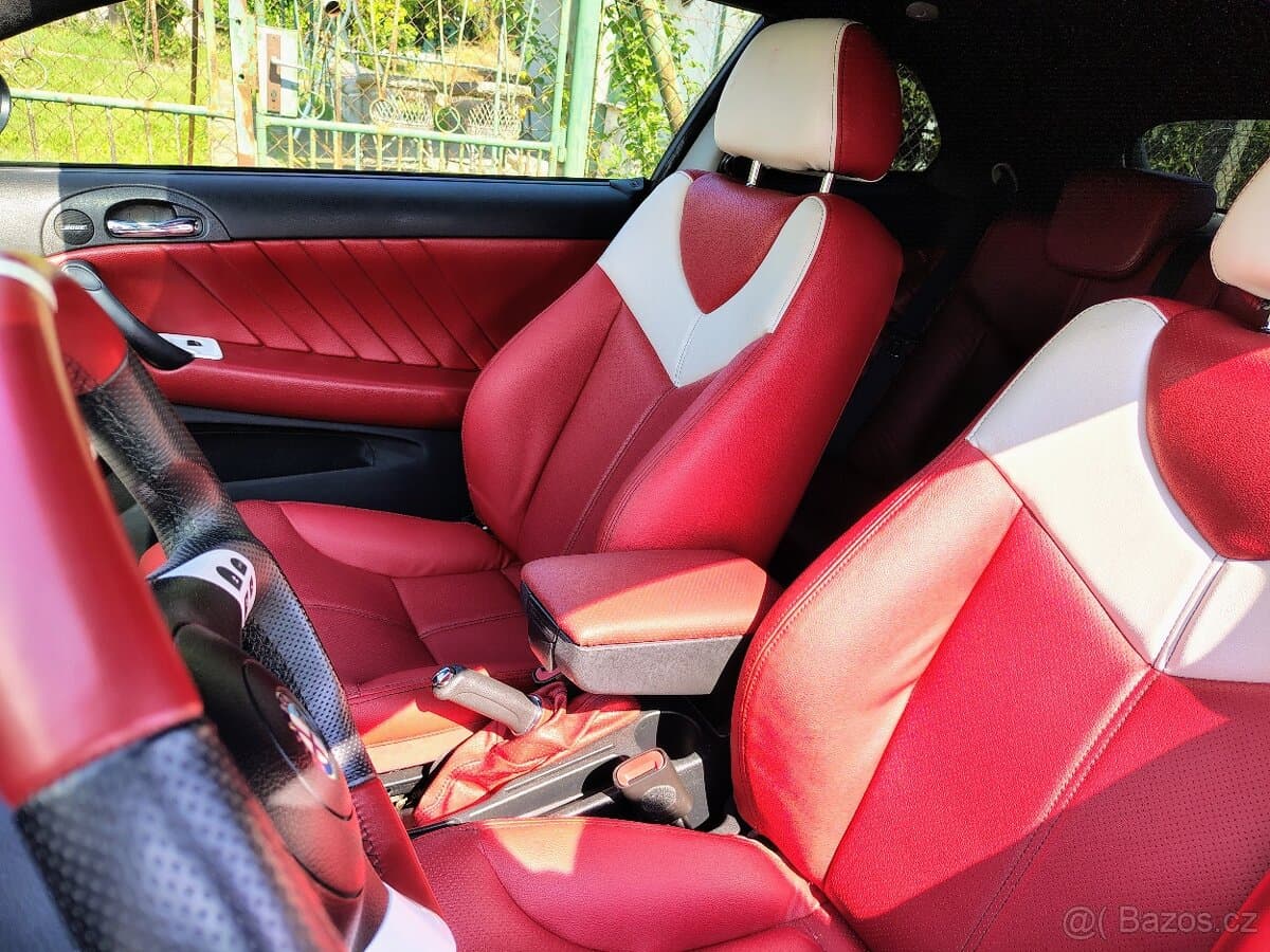 2005 Alfa Romeo GT - 8
