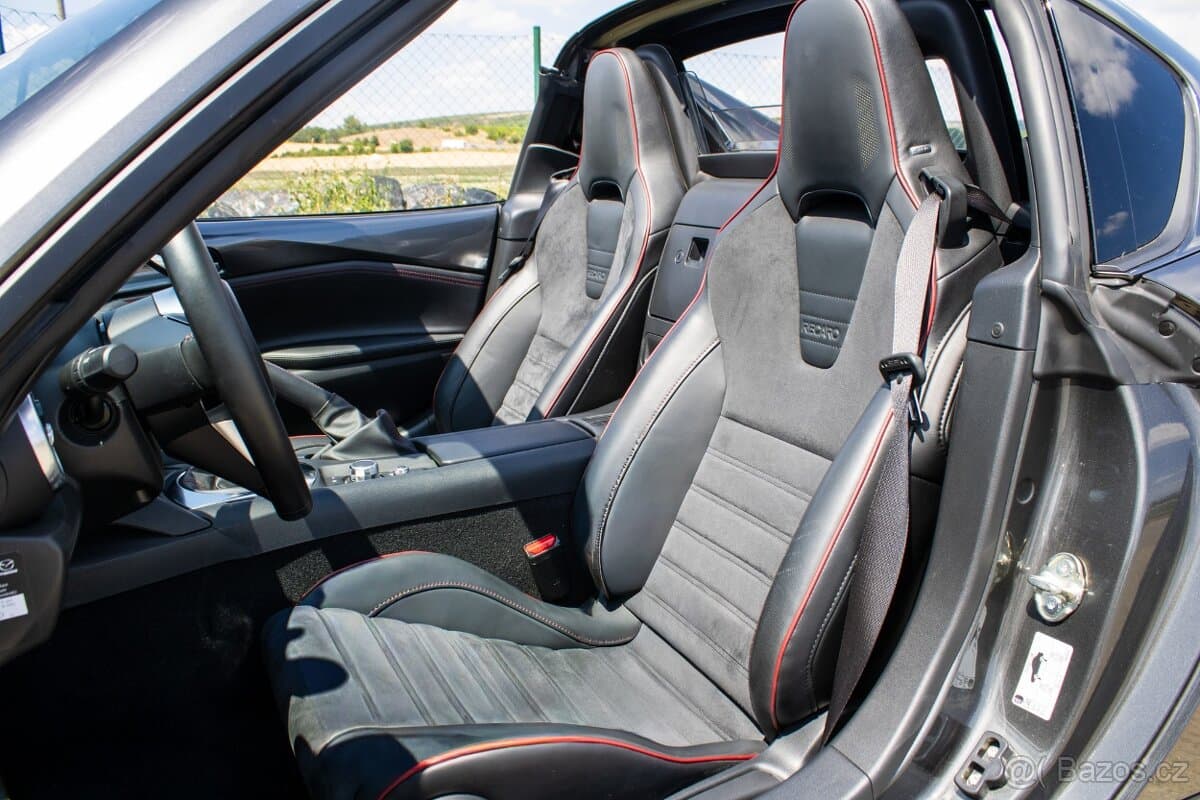 2017 Mazda MX-5 - 8